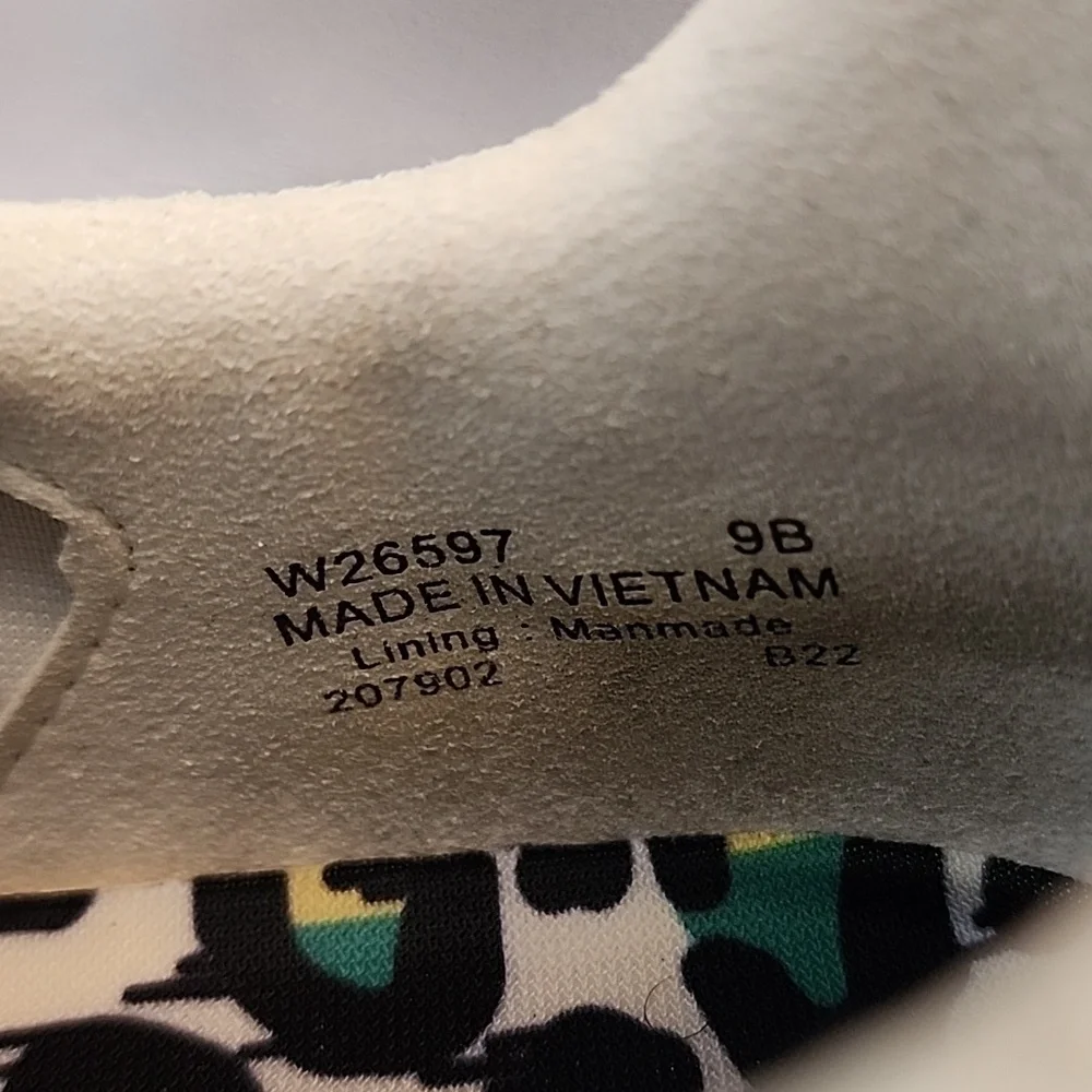 Cole Haan Women's GrandPro Topspin Sneakers White/Graffiti, Size 9B - Picture 15 of 17